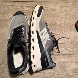 On Running Men's Black and Gray Athletic Shoes